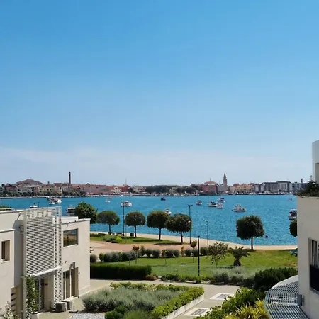 Lux Seaview Apartmán